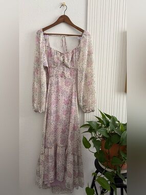 ASTR the Label Lavender and Cream Floral Long-Sleeve Cutout Backless Maxi Dress